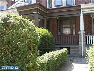 2nd image of 4632 Oakland St
