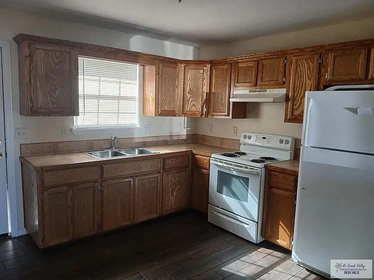 701 Sonesta Dr #3 — Photo 6