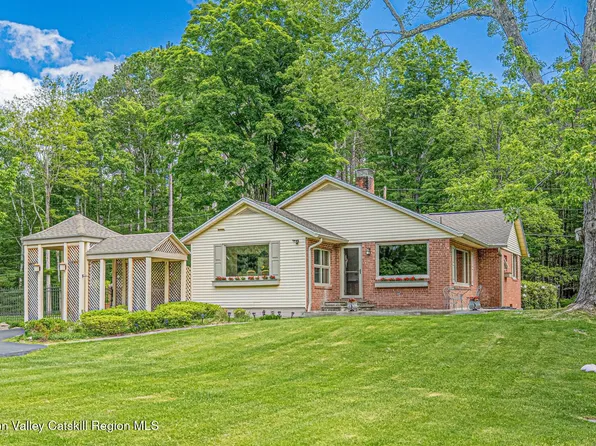 168 Jessop Road, Willow, NY 12495