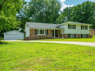 1525 E Virginia Ave, Des Moines, IA 50320