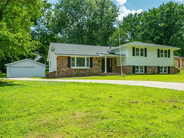 1525 E Virginia Ave, Des Moines, IA 50320