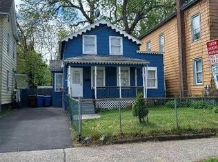 94 Henry St, Kingston, NY 12401