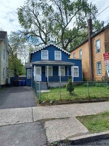 94 Henry St, Kingston, NY, 12401