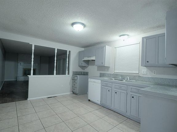 5th image of 6298 Sandy Park Cv