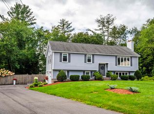 6 Dawn St, Salem, NH 03079