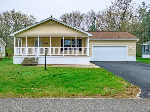 21 Fieldstone Drive, Lyman, ME 04002