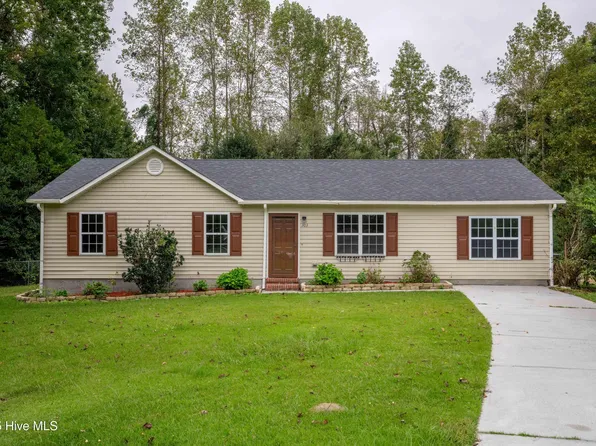 303 Sedgefield Ct, Jacksonville, NC 28540
