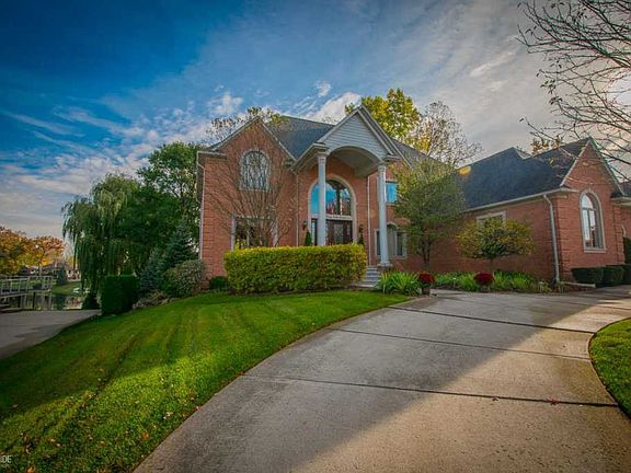 4th image of 58602 Cory Lake Dr