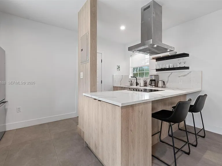 541 NE 62nd St #13 — Photo 11
