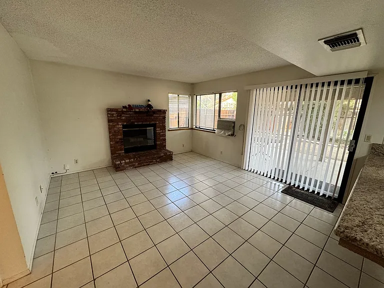 212 Washington Way — Photo 5