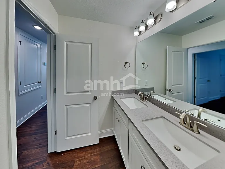 6214 Little Bluff Cir — Photo 19