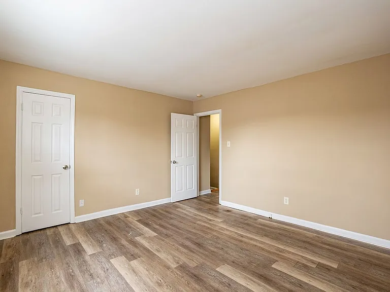 1310 Marne Ave — Photo 18