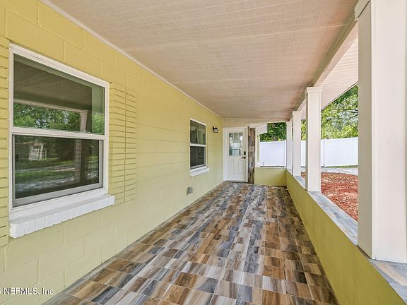 5th image of 1901 FOREST HILLS Road