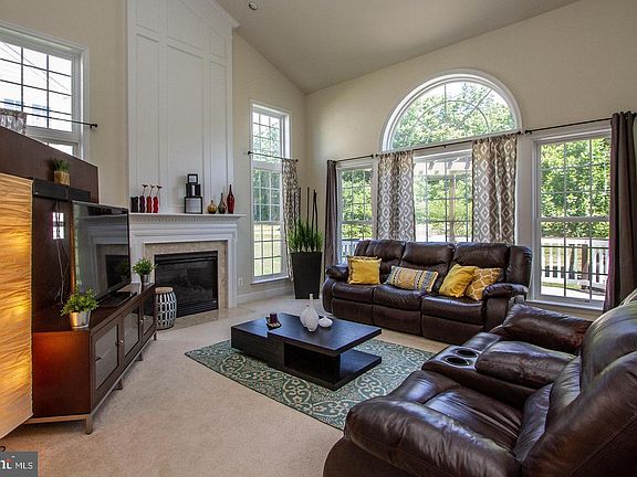 3rd image of 9120 Laurel Highlands Pl