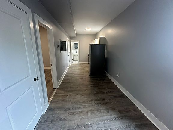 5th image of 618 S Orange Ave #5