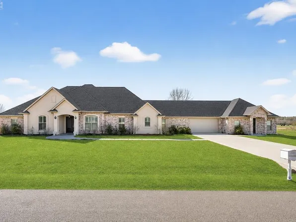 34 Gentle Breeze Dr, Carriere, MS 39426