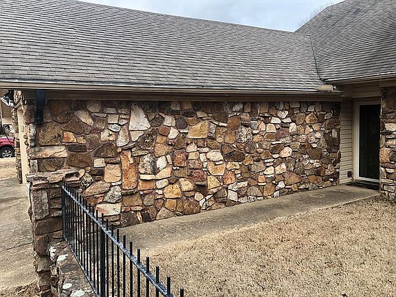 Front Porch/Side View
