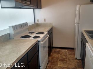426 Prairieview Dr APT F, Gillette, WY 82716