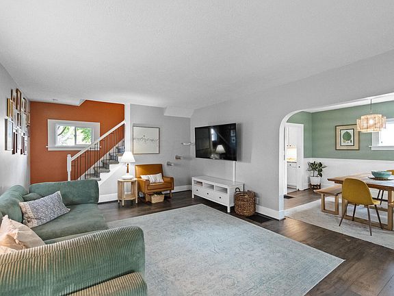 5th image of 310 Powhattan St
