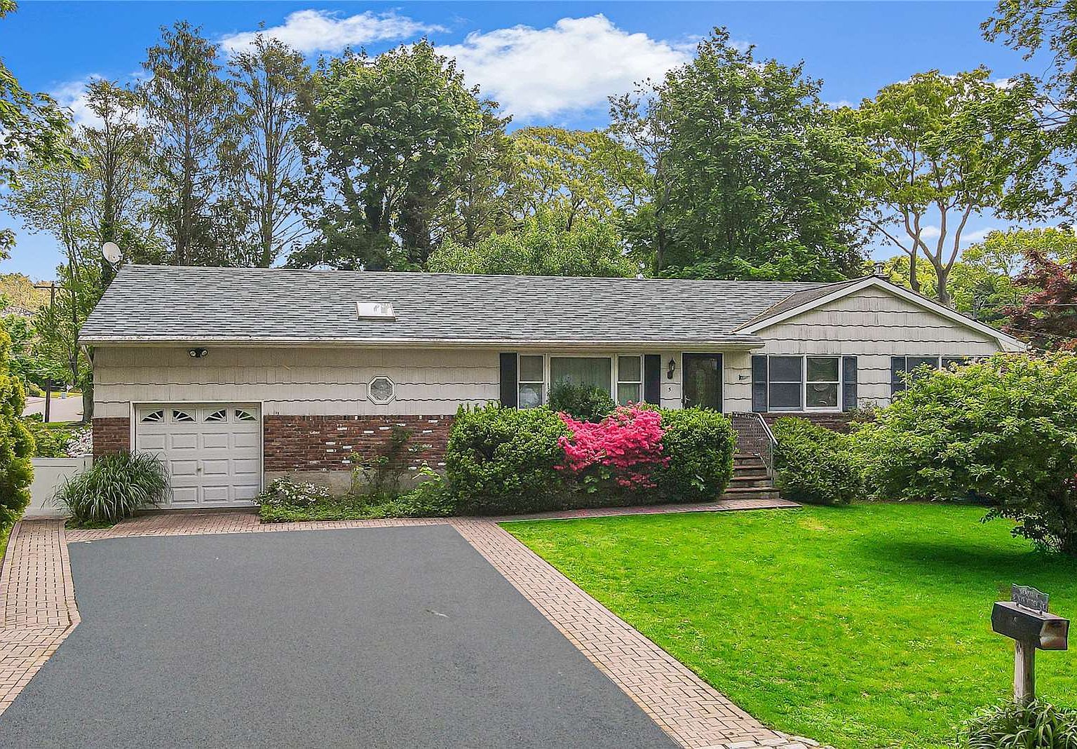 5 Van Buren Court, Nesconset, NY 11767 Zillow