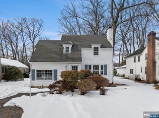 364 Owen Ave, Fair Lawn, NJ 07410