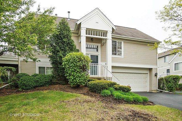 1st image of 1090 Savoy Ct #1090