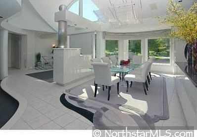 3rd image of 3558 Oakton Dr