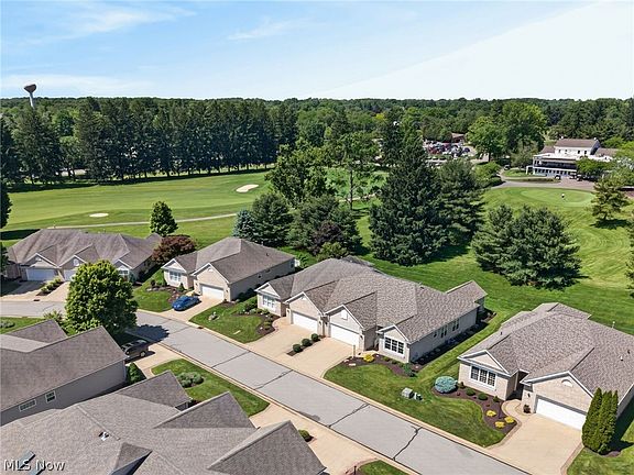 2nd image of 3629 Elmhurst Cir