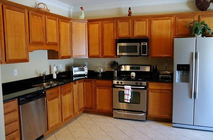 Kitchen stainless applian