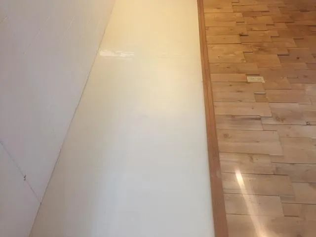 2 bed, 700 sqft, $650 — Photo 3