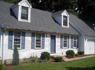 100 Pettit Dr, Meriden, CT 06451