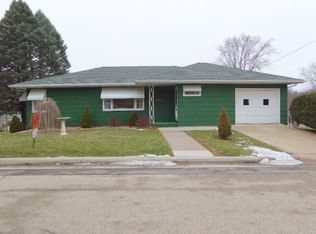 2335 Kevindale St, Dubuque, IA 52001