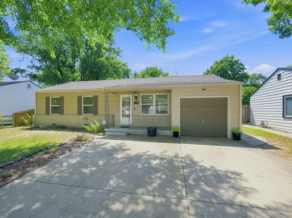 1039 N Kokomo Ave, Derby, KS 67037