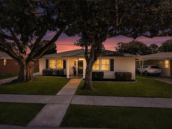 2nd image of 165 Hibiscus Pl