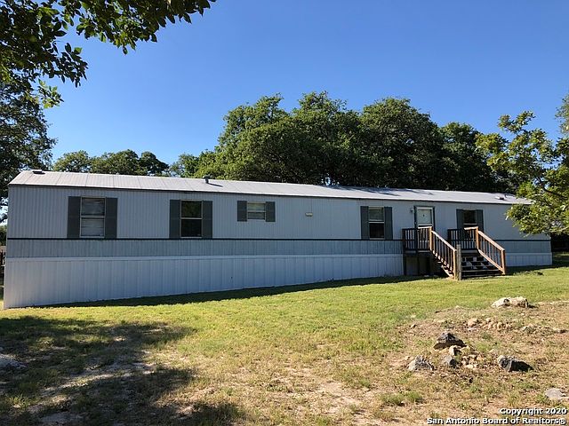 1st image of 207 Hickory Hill Dr