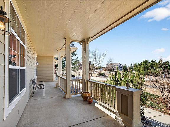 3rd image of 580 Columbine Drive