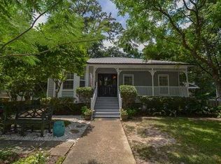 24 Elizabeth Pl, Mobile, AL 36606