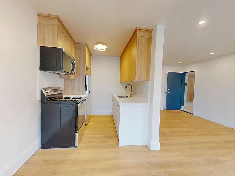 1 Marquette Ave — Photo 18