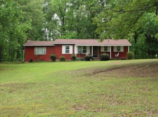 1073 County Road 209, Blue Springs, MS 38828