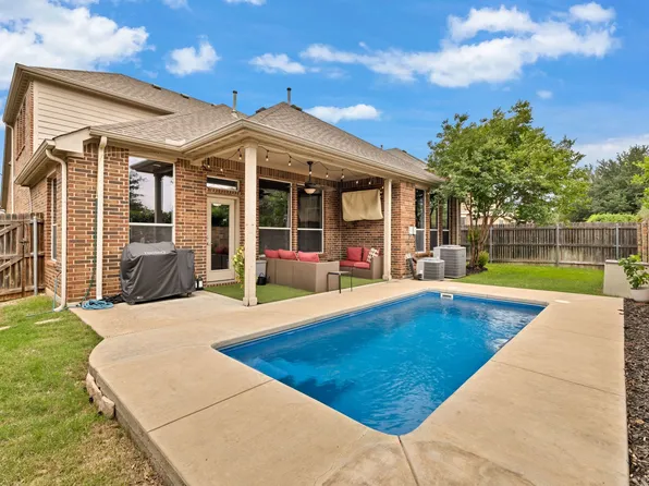 15836 Coyote Hill Dr, Fort Worth, TX 76177