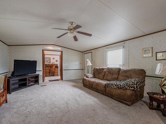 5th image of 3151 Halls Valley Dr