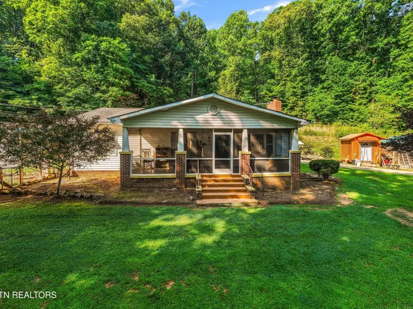 4532 E Lamar Alexander Pkwy, Walland, TN 37886