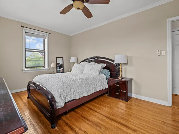 128-19 Newport Avenue image 9 of 13