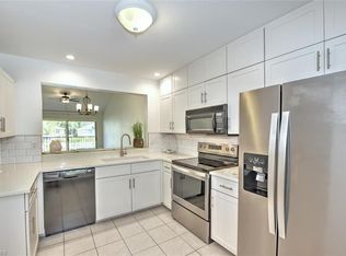 708 Landover Cir APT 203, Naples, FL 34104