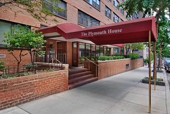 Sold by Luxx Realty | media 9