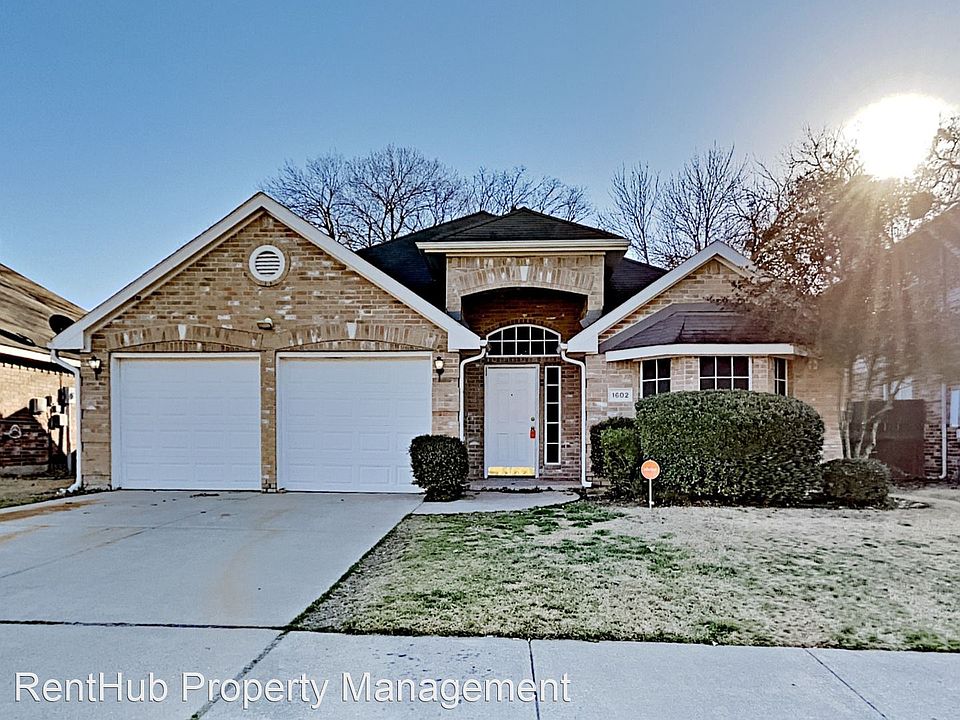 1st image of 1602 Blair Dr