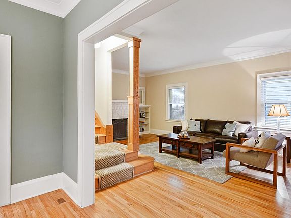 4th image of 4949 York Ave S