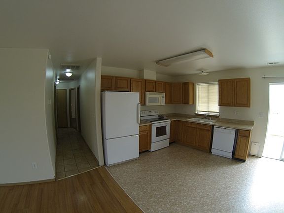 2nd image of 2212 E Alvina St