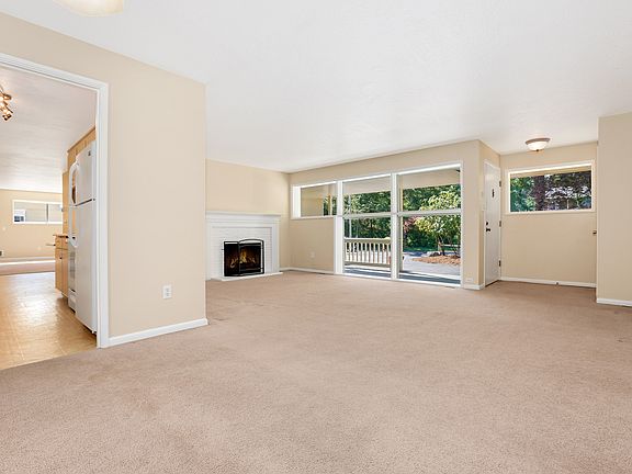 5th image of 6123 120th St SW