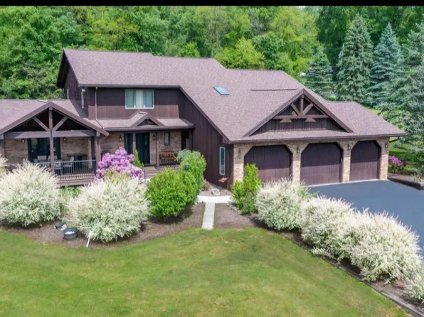 155 Woodside Dr, Martinsburg, PA 16662